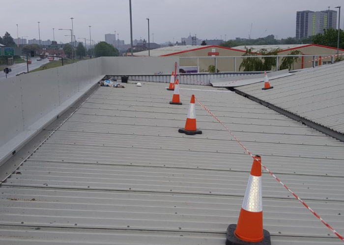 Camclad Contractors Ltd Cambridge London UK - Cladding Contractors - Kingspan Panels - Home Counties - Cambridgeshire - Volvo Leeds Car Dealership repairs - Industrial Cladding